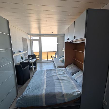 Renovated studio direct Seaview Ostenda Esterno foto